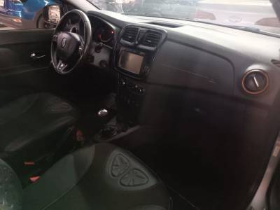 RENAULT SANDERO STEPWAY 1.6 AUTOMATICO - Foto 4