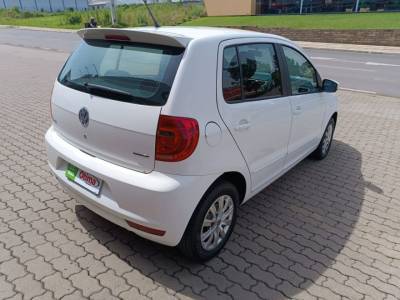 VW FOX BLOUEMOTION 1.6 - Foto 8