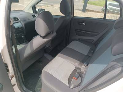 VW FOX BLOUEMOTION 1.6 - Foto 6