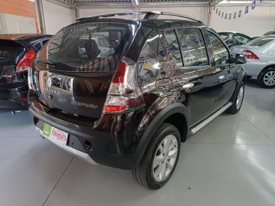 RENAULT SANDERO STEPWAY 1.6 AUTOMATICO - Foto 7