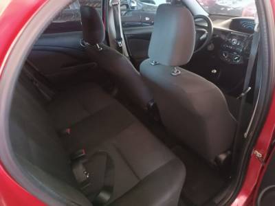 TOYOTA ETIOS HB 1.3X - Foto 6