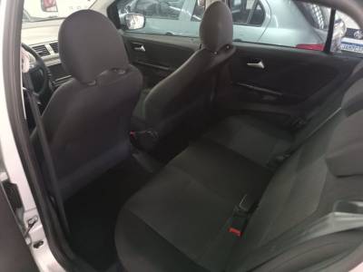 VW FOX 1.6 CONNECT - Foto 6