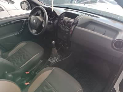 DUSTER DAKAR 1.6 - Foto 4