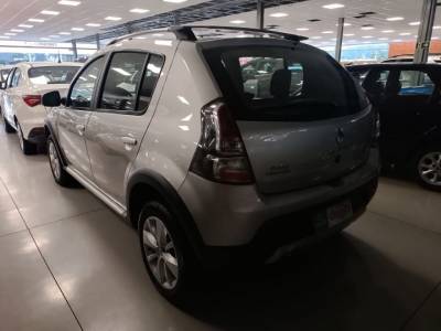 RENAULT SANDERO STEPWAY 1.6 - Foto 8