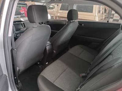 HYUNDAI CRETA  ACTION 1.6 - Foto 6
