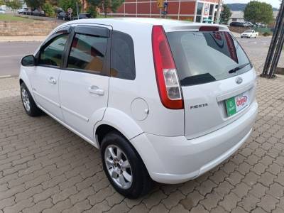 FORD FIESTA 1.6 - Foto 8