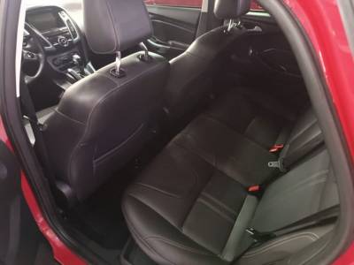 FORD FOCUS SEDAN TITANIUM - Foto 6