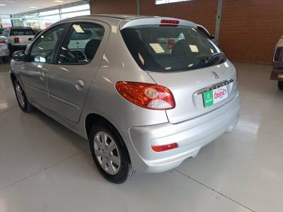 PEUGEOT 207 1.4 ACTIVE UNICO DONO  - Foto 7