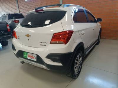 GM ONIX ACTIV 1.4 - Foto 8