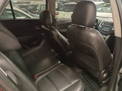 GM TRACKER LTZ 1.8 - Foto 6