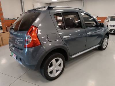 RENAULT SANDERO STEPWAY 1.6 - Foto 8