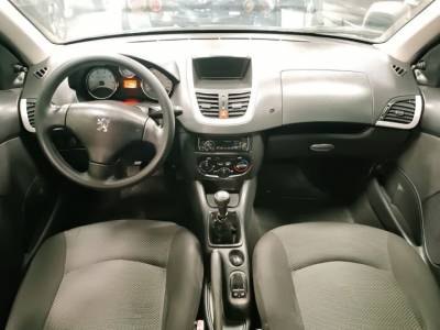 PEUGEOT 207 XR 1.4 - Foto 5