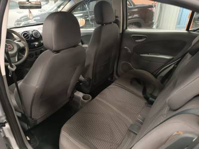 FIAT PALIO ATTRACTIVE 1.0 - Foto 6