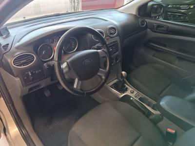 FORD FOCUS 1.6 - Foto 3