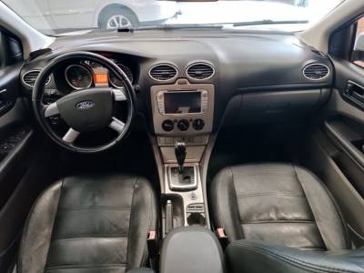 FORD FOCUS 2.0 AUTOMATICO - Foto 5