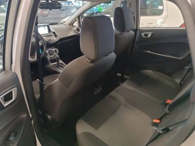 FORD NEW FIESTA 1.6  - Foto 6