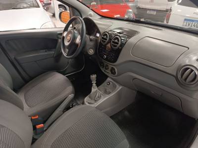 FIAT PALIO ATTRACTIVE 1.0 - Foto 4