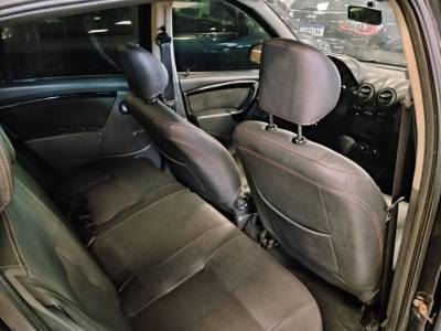RENAULT SANDERO STEPWAY AUT 1.6 - Foto 6