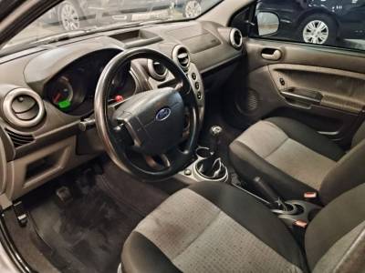 FORD FIESTA SEDAN 1.6 - Foto 3