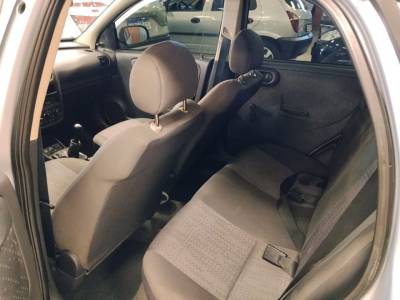 GM CORSA MAXX 1.4 - Foto 8