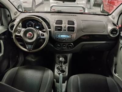 FIAT GRANSIENA ESSENCE 1.6 - Foto 5
