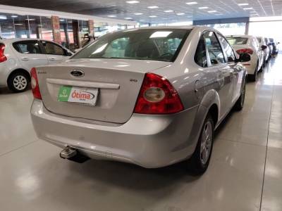 FORD FOCUS SEDAN 2.0 - Foto 7