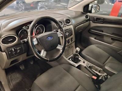 FORD FOCUS SEDAN 2.0 - Foto 3