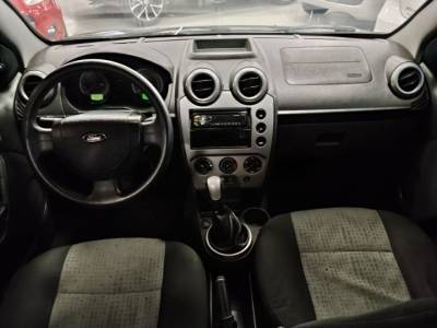 FORD FIESTA SEDAN 1.0 - Foto 4