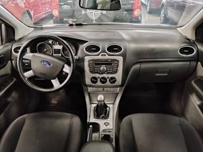 FORD FOCUS 1.6 - Foto 5